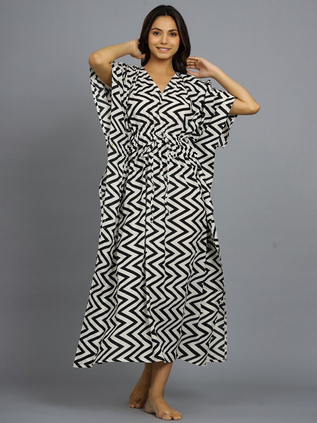 

HANDICRAFT PALACE Chevron Printed Pure Cotton Maxi Kaftan Nightdress, Black