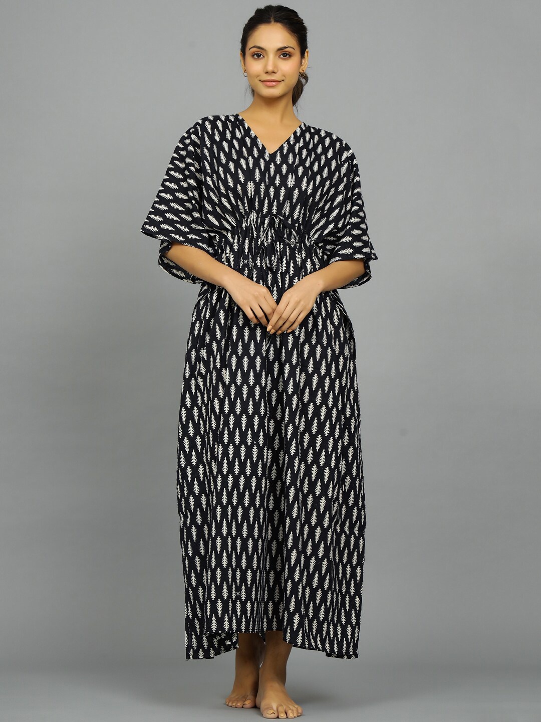 

HANDICRAFT PALACE Ethnic Motifs Printed Pure Cotton Maxi Kaftan Nightdress, Black