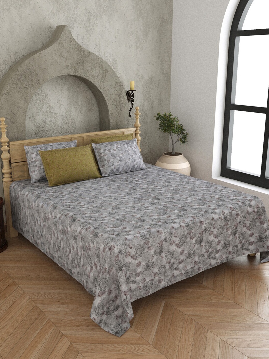 

JAIPUR FABRIC Grey & Mustard Printed 300 TC King Bedsheet & 4 Pillow Covers