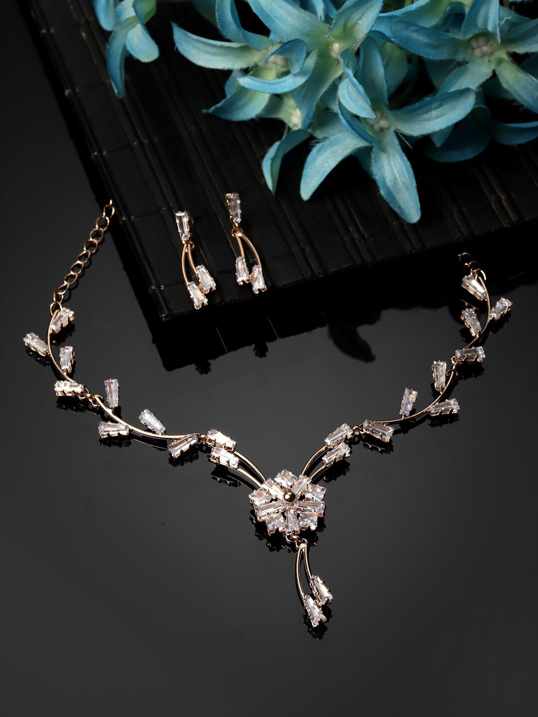 

Sanjog Rose Gold-Plated American Diamond-Studded Jewellery Set