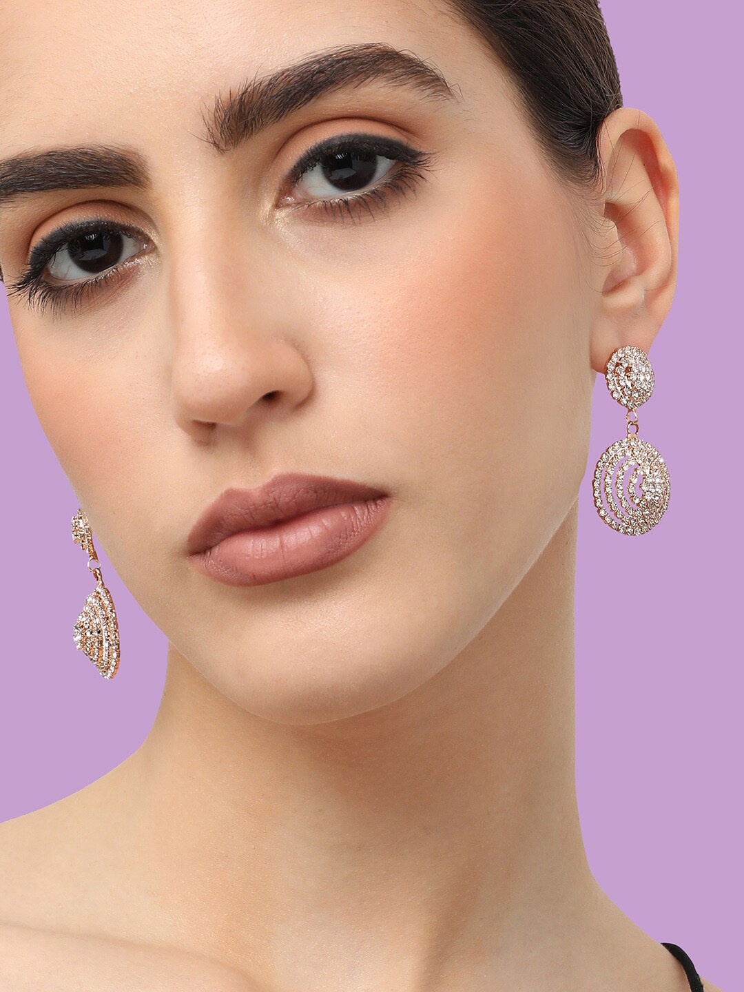

SOHI Gold-Plated Geometric Drop Earrings