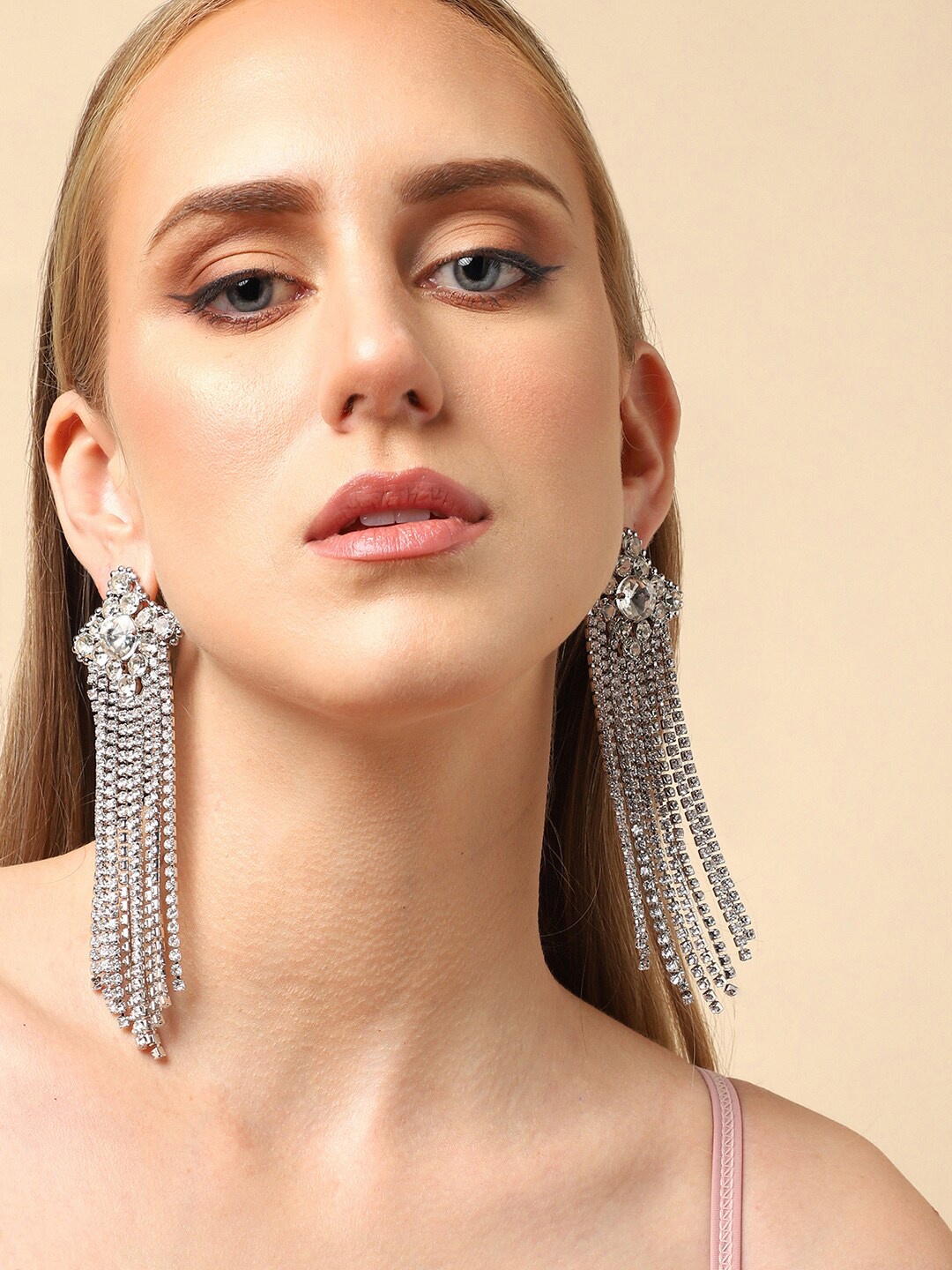 

SOHI Silver-Plated Contemporary Drop Earrings