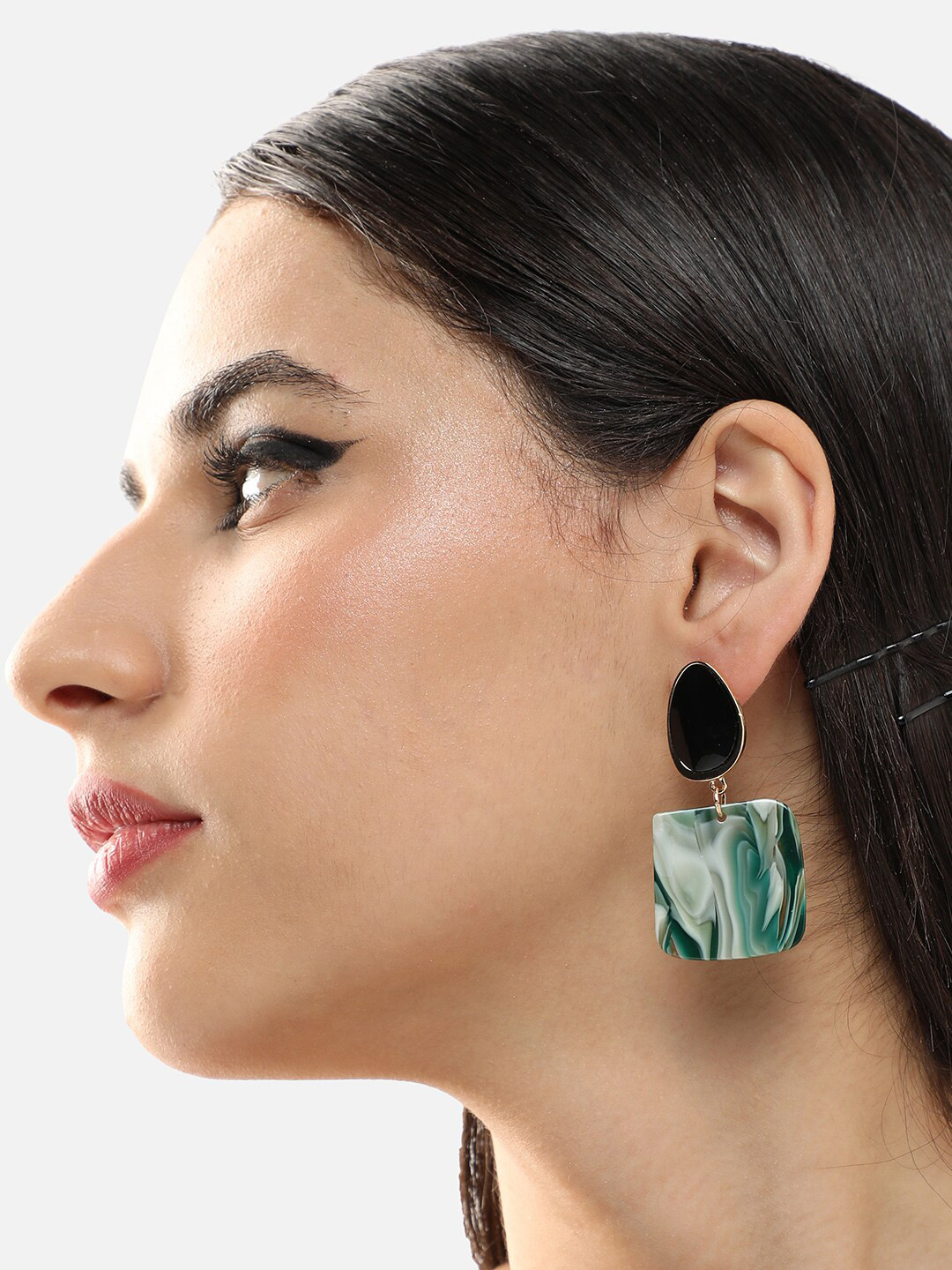 

SOHI Gold-Plated Contemporary Drop Earrings, Green