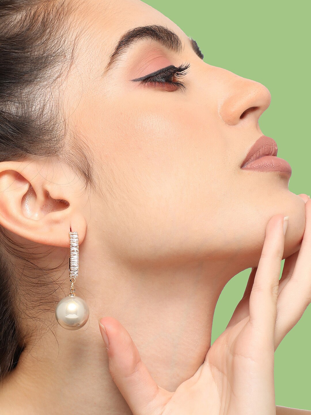

SOHI Gold Plated Contemporary Drop Earrings, White