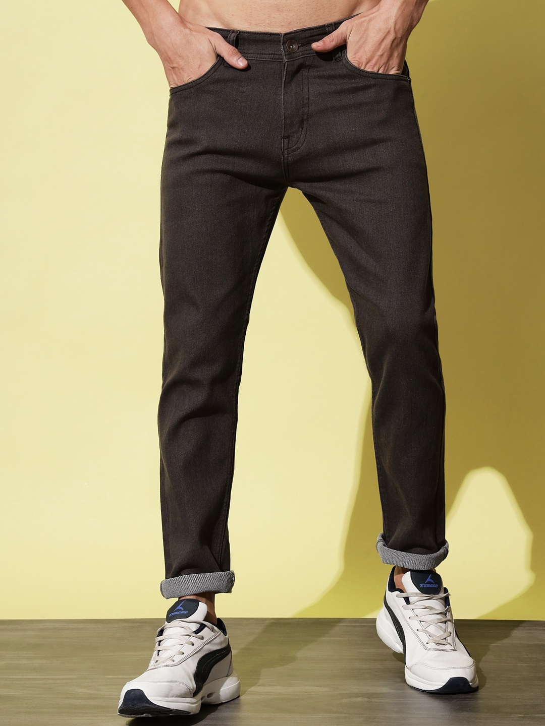

UNITED DENIM Men Mid Rise Slim Fit Stretchable Jeans, Coffee brown