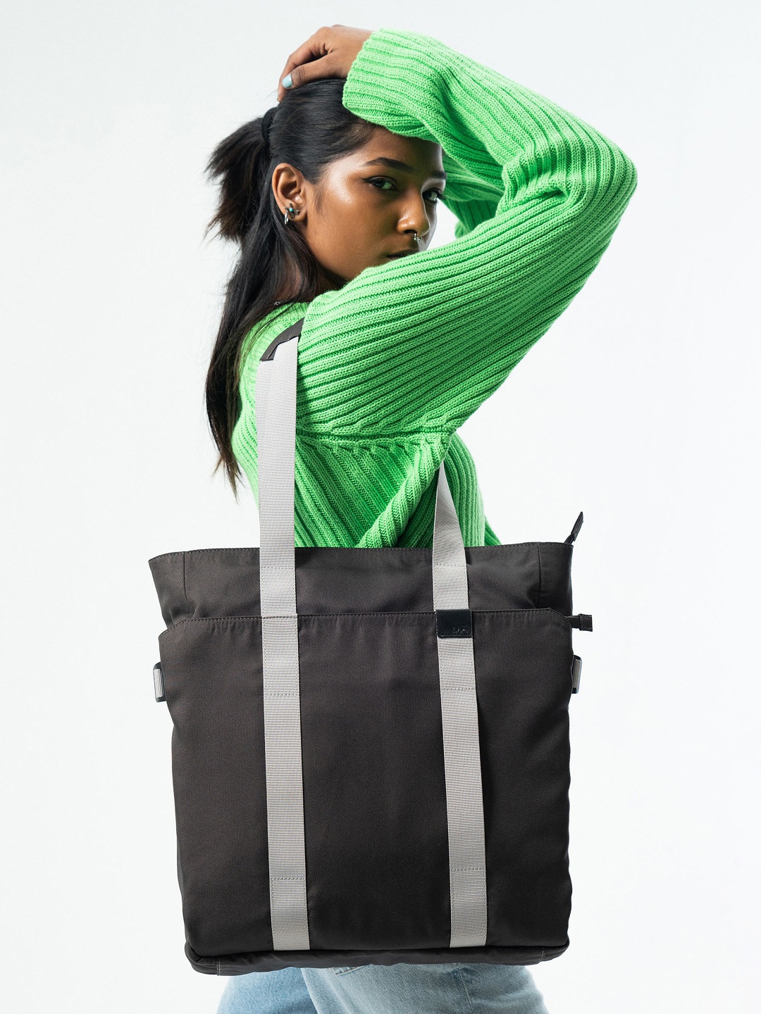 

DailyObjects Charcoal Trunk Laptop Tote Bag, Grey