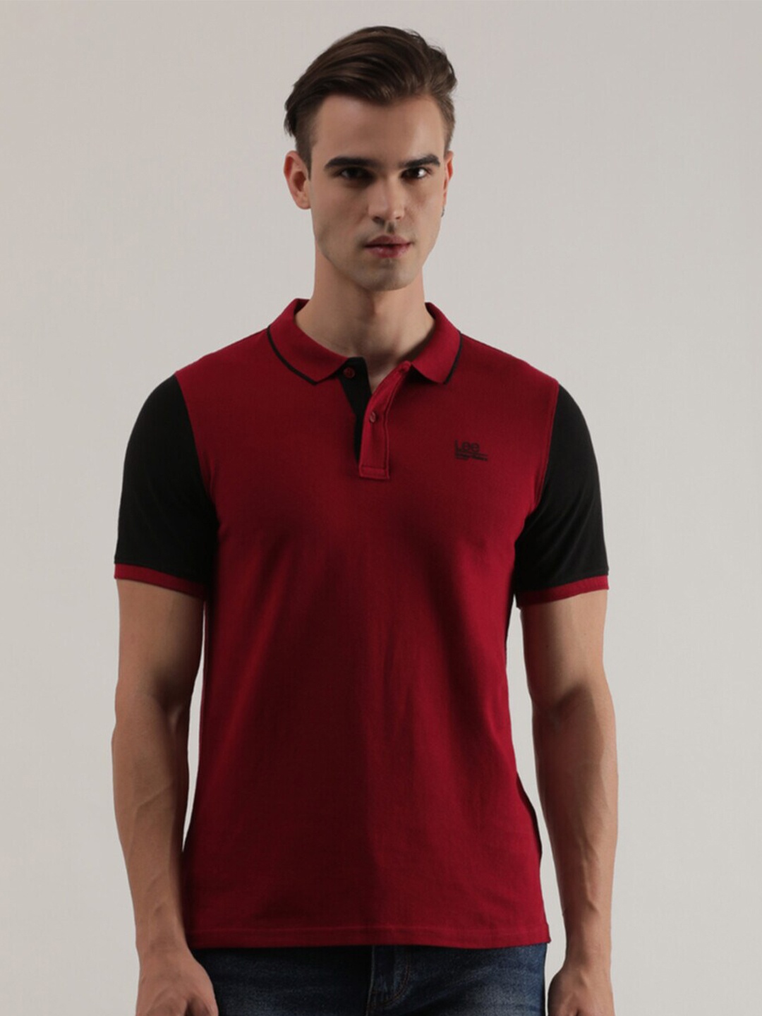 

Lee Colourblocked Polo Collar Cotton Slim Fit T-shirt, Red
