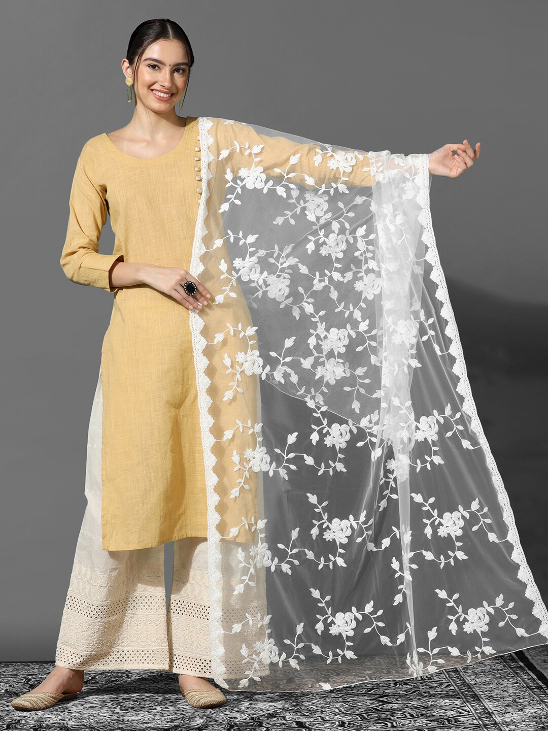 

Satrani White Floral Embroidered Dupatta