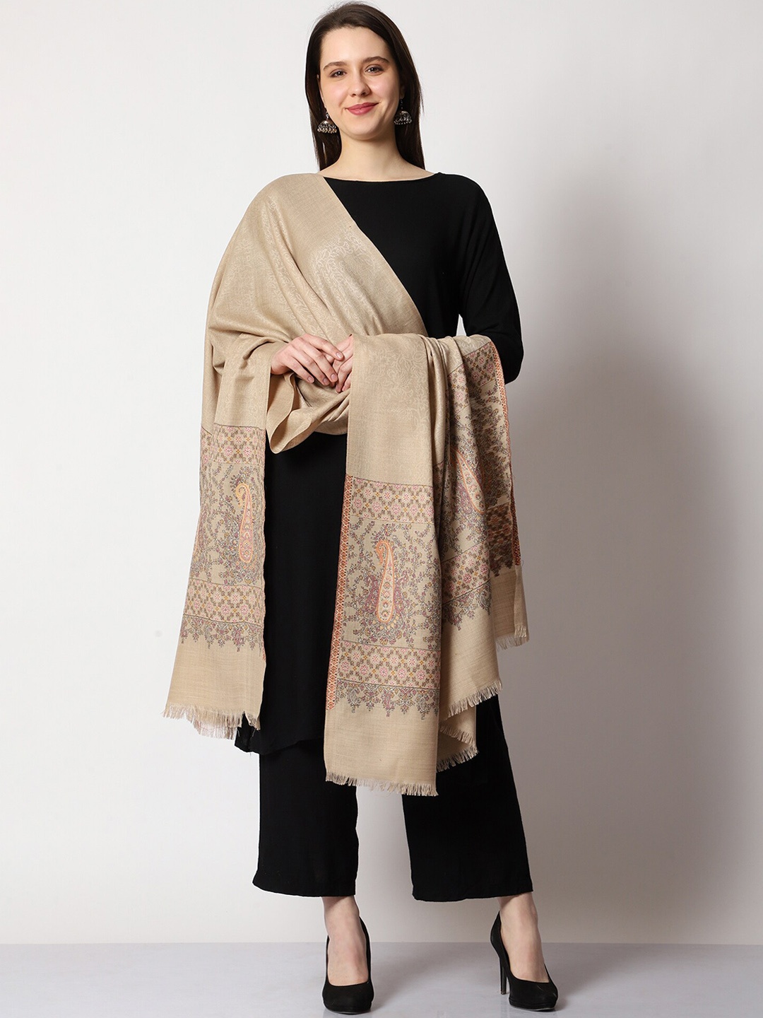 

SWI Stylish Women Paisley Kaani Woven Design Shawl, Beige