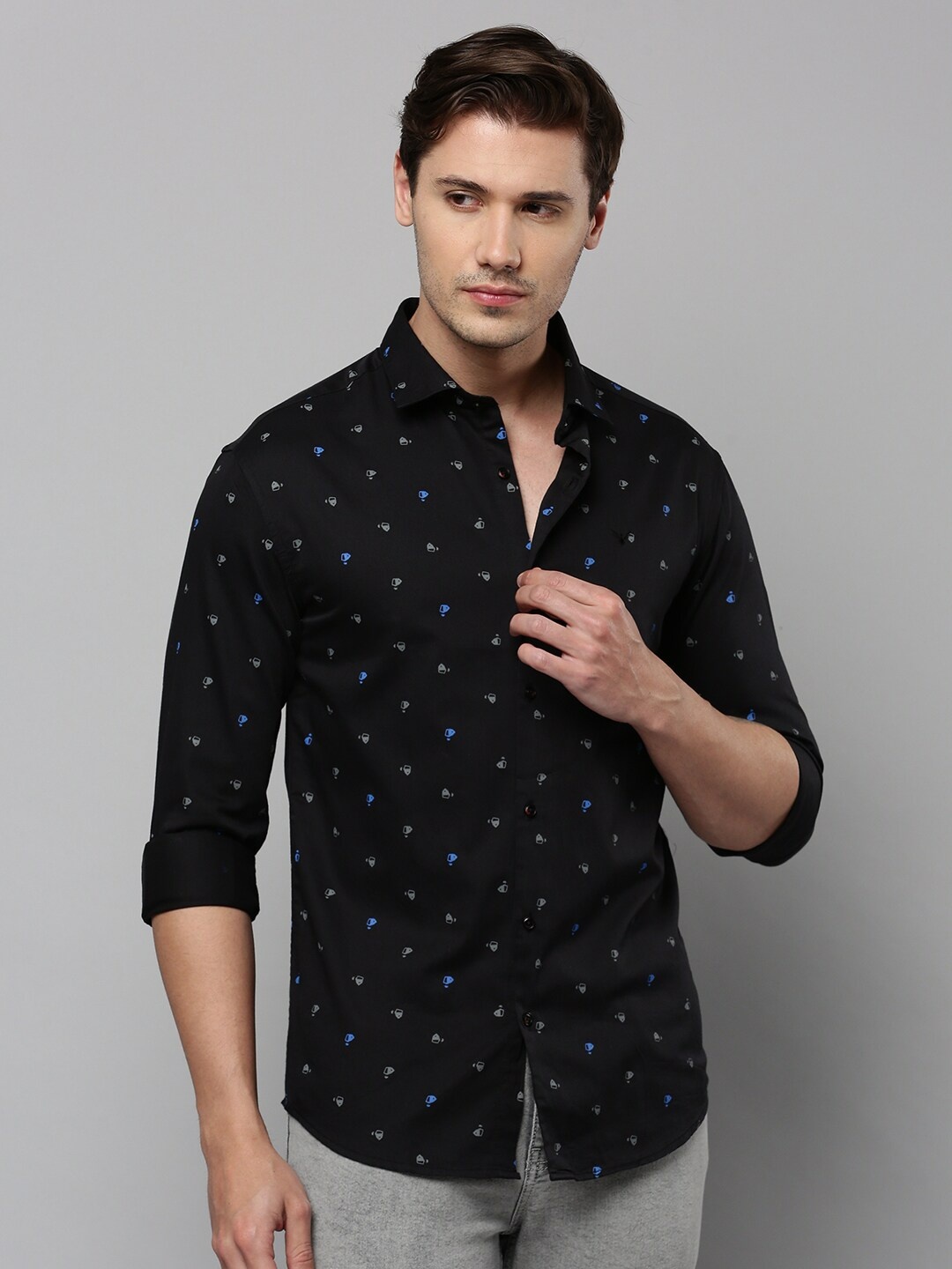 

SHOWOFF Comfort Micro Ditsy Printed Spread Collar Cotton Casual Shirt, Black