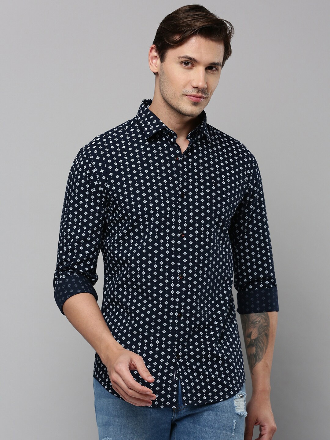 

SHOWOFF Comfort Geometric Printed Cotton Casual Shirt, Navy blue