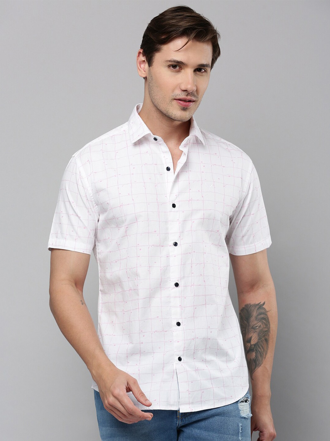 

SHOWOFF Checks Spread Collar Long Sleeves Comfort Cotton Casual Shirt, White