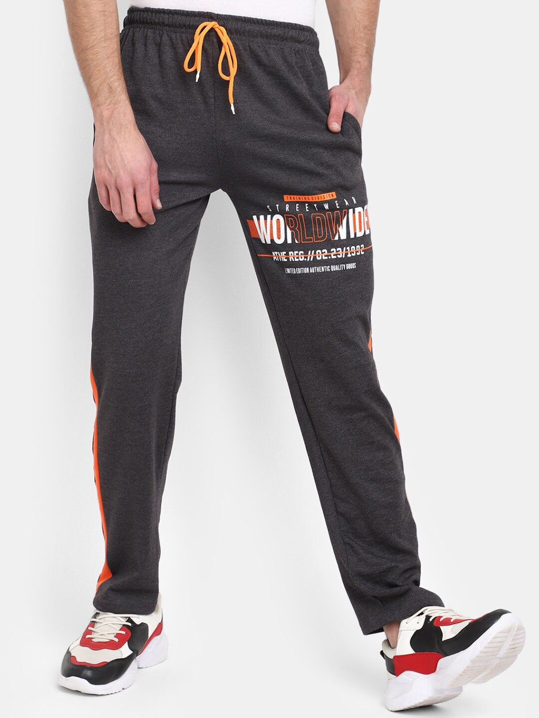 

V-Mart Men Printed Mid Rise Track Pants, Grey