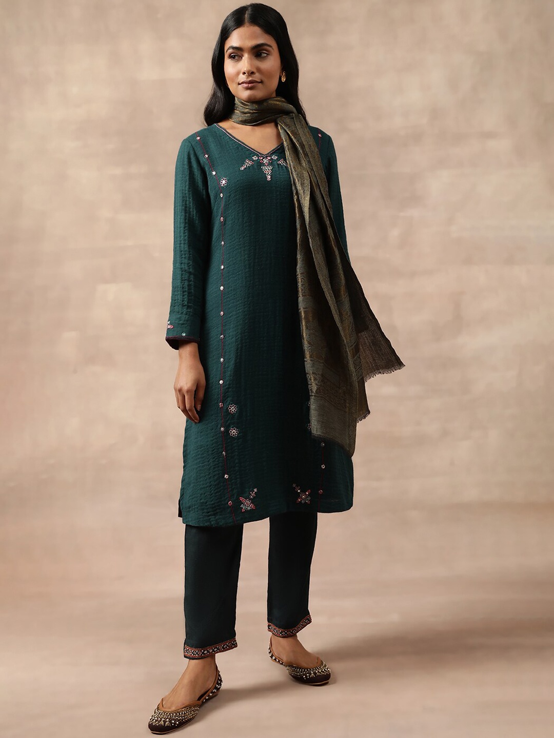 

W The Folksong Collection Women Woven Design Shawl, Green