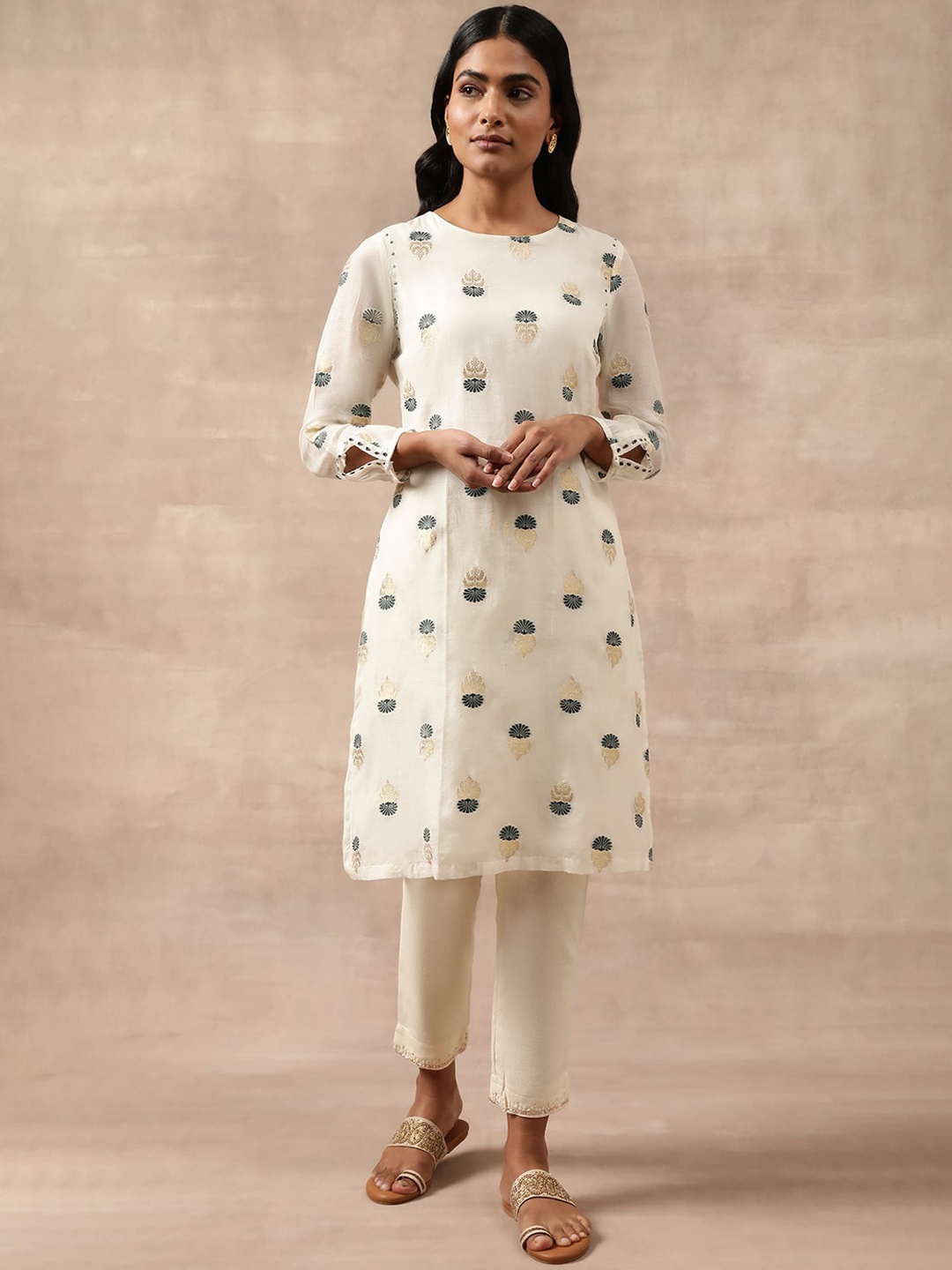 

W Ethnic Motifs Printed Round Neck Straight Kurta, White