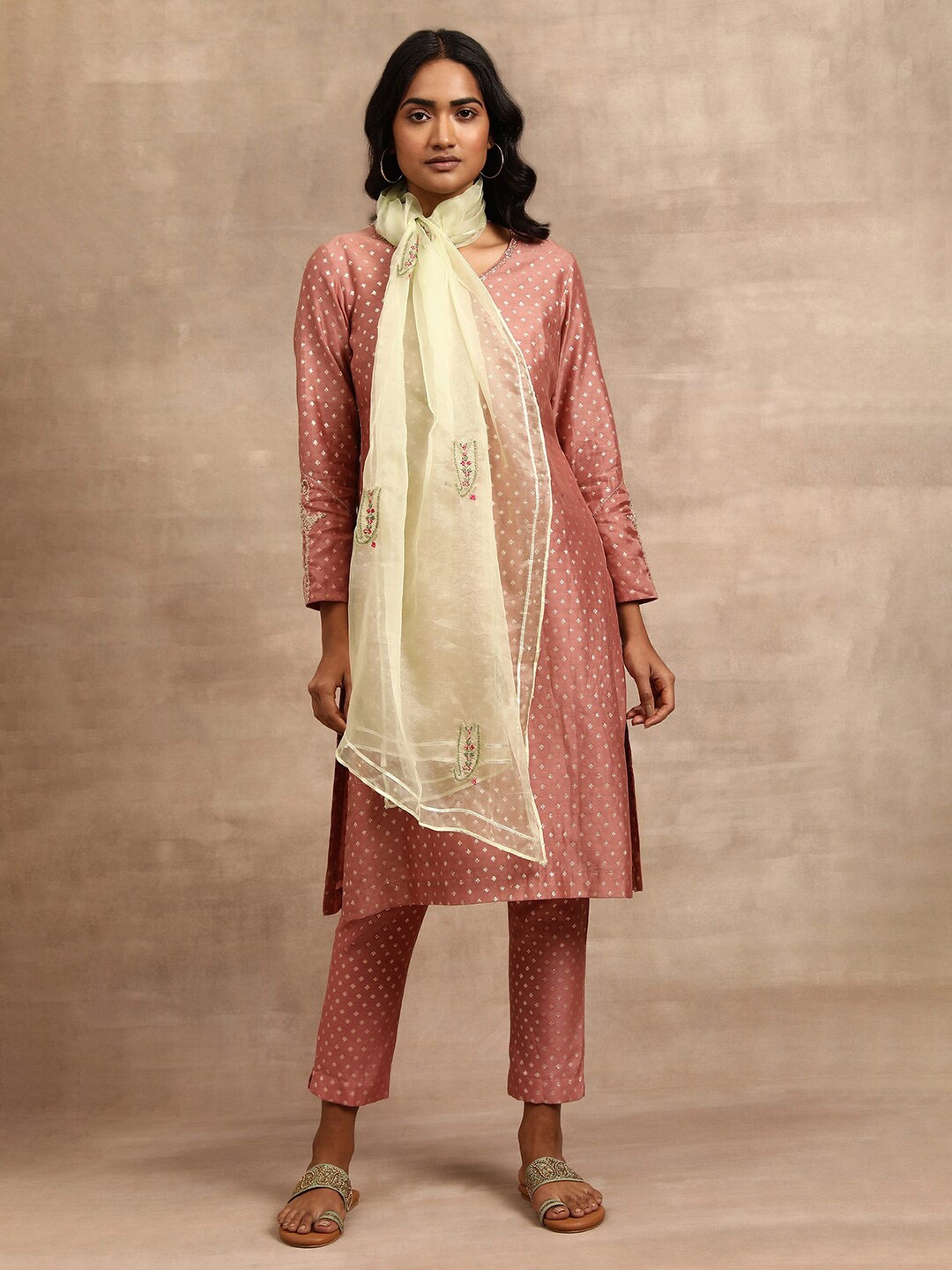 

W Lime Green & Peach-Coloured Ethnic Motifs Embroidered Gotta Patti Silk Dupatta