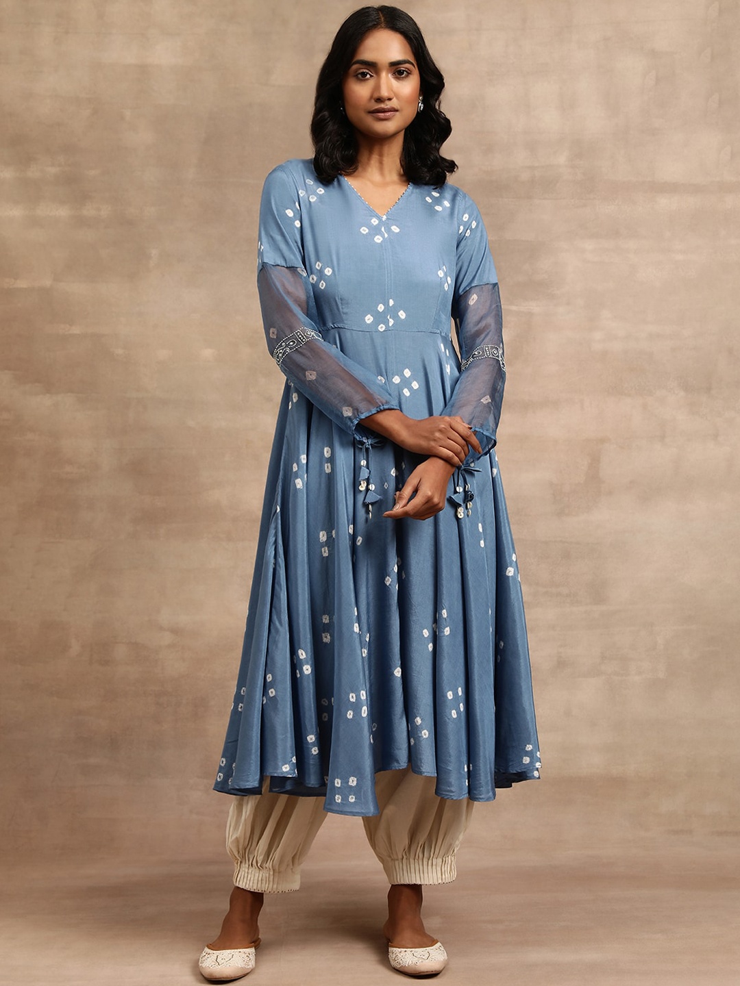 

W The Folksong Collection Geometric Printed A-Line Kurta, Blue