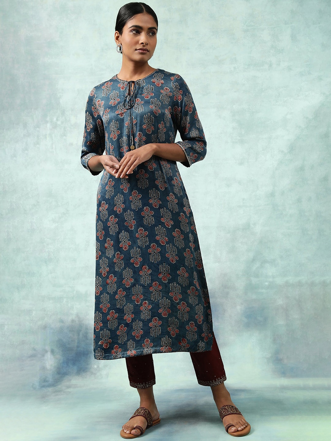 

W The Folksong Collection Blue Red Ethnic Motifs Printed Regular Kurta