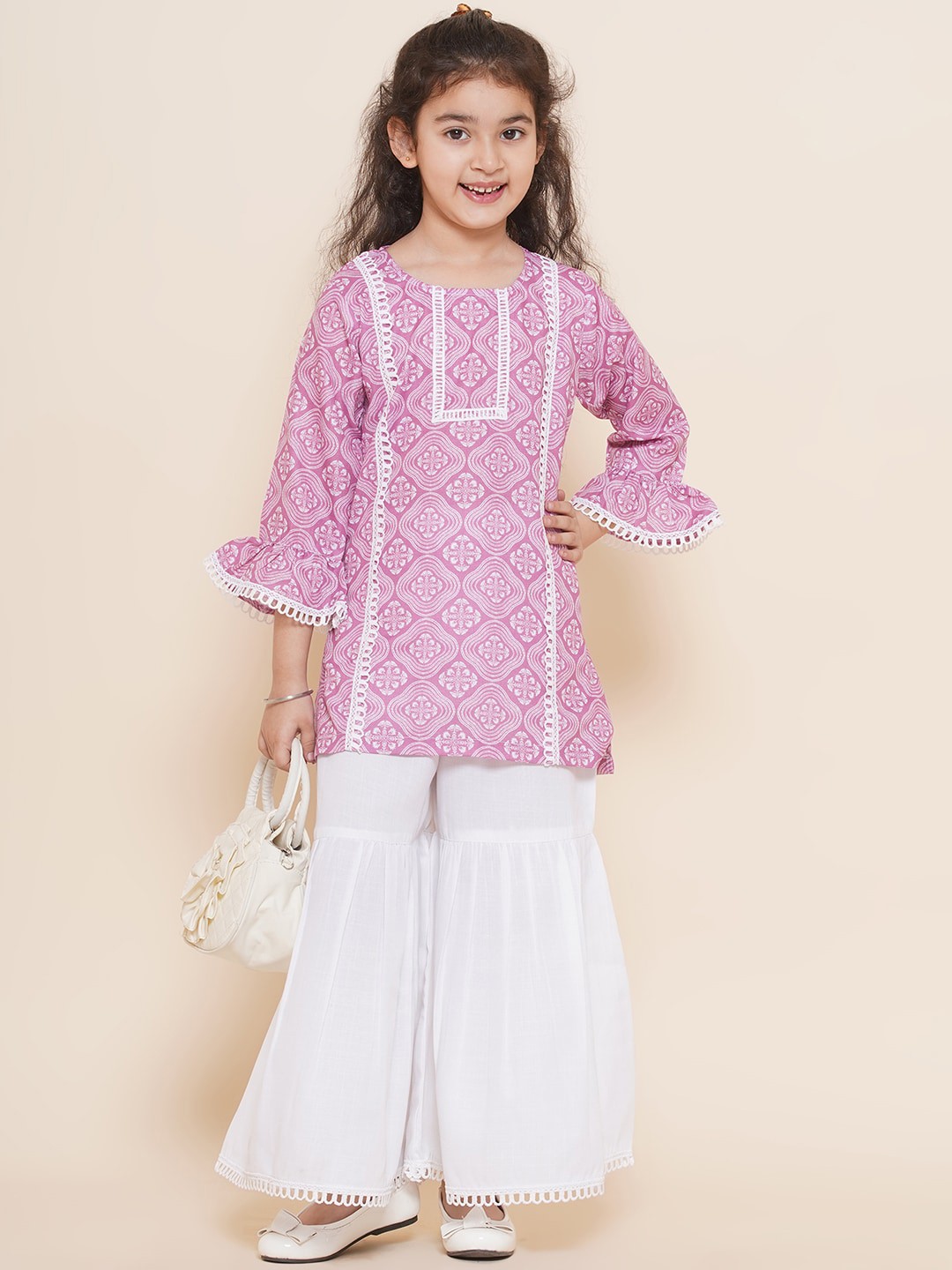 

Aj DEZInES Girls Ethnic Motifs Printed Lace Bell Sleeves Pure Cotton Kurta with Sharara, Purple