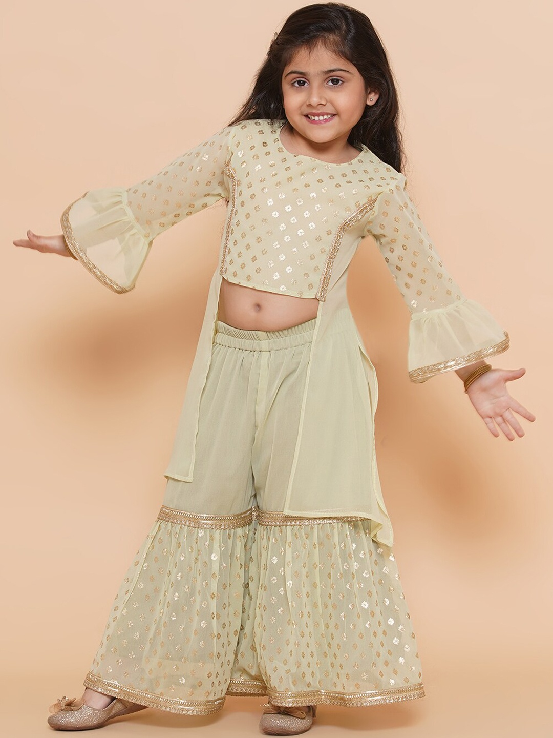 

Aj DEZInES Girls Ethnic Motifs Printed Asymmetric Panelled Kurta with Sharara, Green