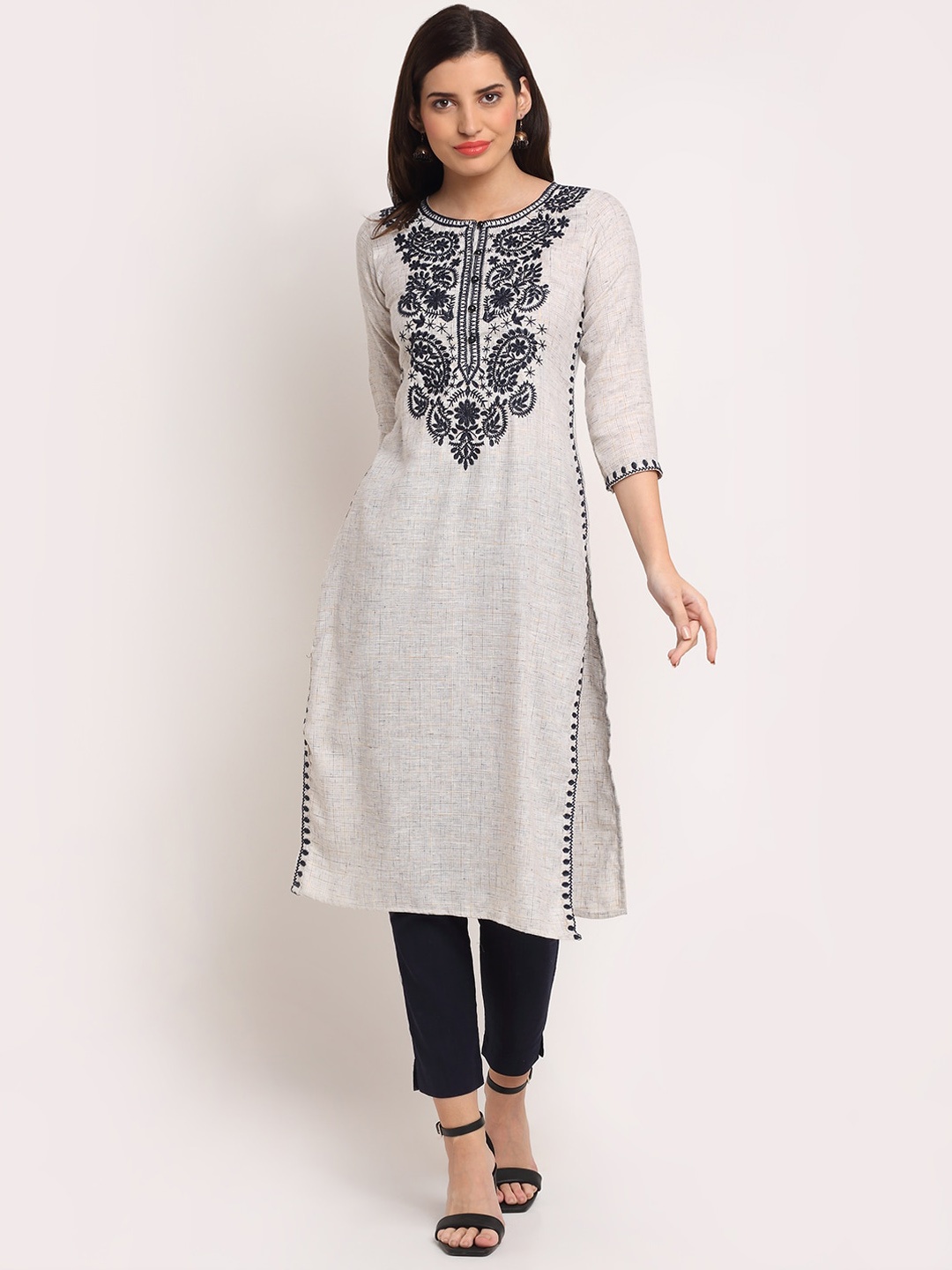 

Lovely Lady Ethnic Motifs Yoke Design Regular Thread Work Kurta, Grey