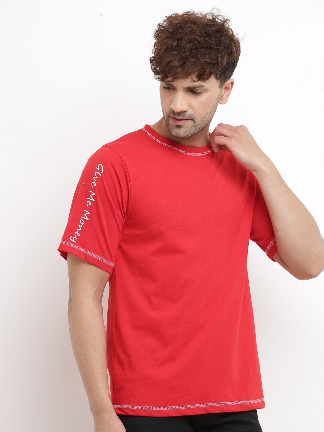 

Try This Men Red Hooded Pockets T-shirt