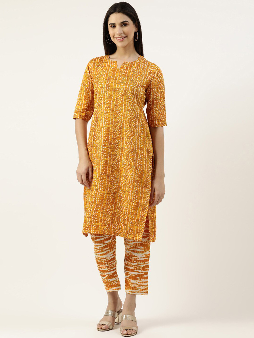 

RACHNA Bandhani Printed Regular Kurta With Trousers, Mustard