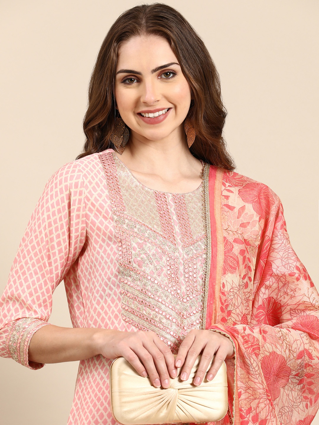 

SHOWOFF Geometric Printed Thread Work Kurta with Palazzos & Dupatta, Coral