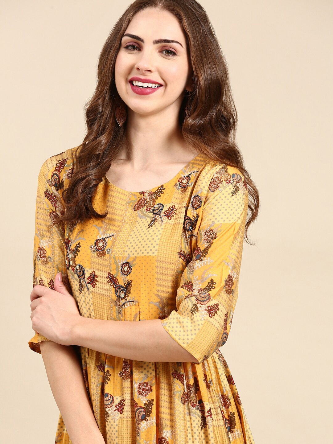 

SHOWOFF Ethnic Motifs Printed Beads and Stones Kurta with Trousers, Mustard