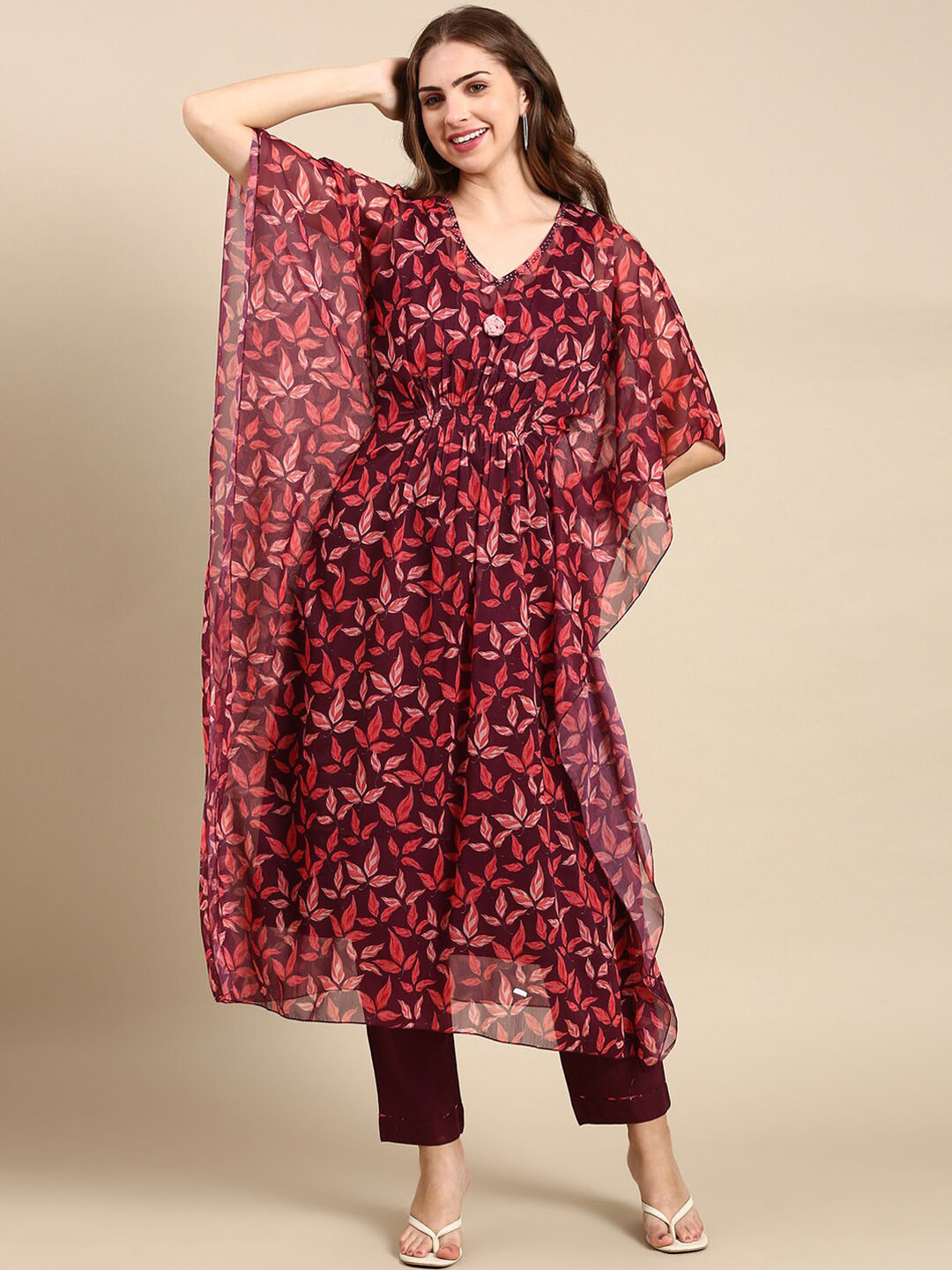 

SHOWOFF Floral Printed Kaftan Kurta with Trousers, Maroon