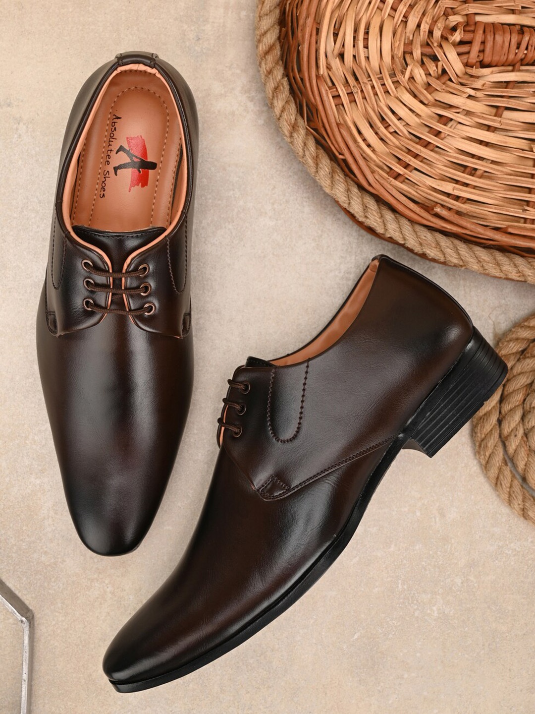 

Absolutee Shoes Men Textured Formal Derbys, Brown