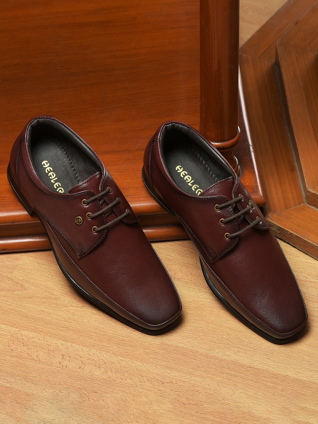 

Liberty Men Textured Leather Formal Derbys, Maroon