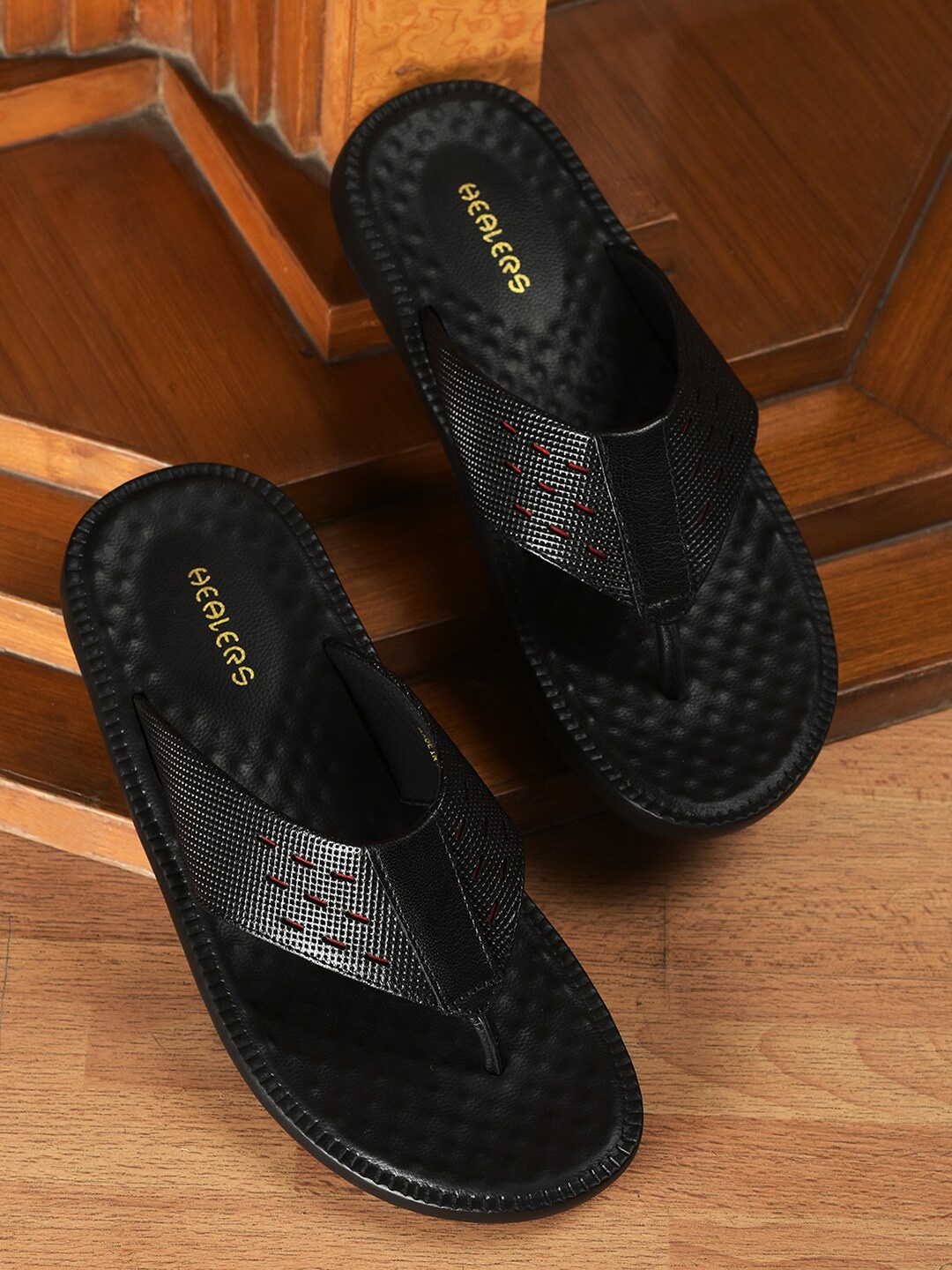 

Liberty Men Textured Slip-On Flip-Flops, Black