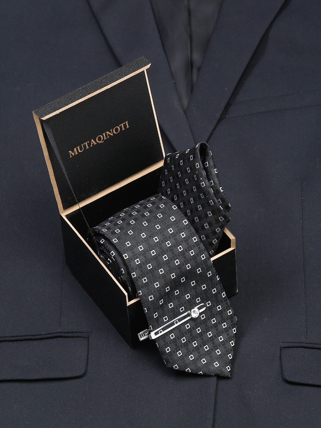 

MUTAQINOTI Men Set Of 3 Silk Necktie & Pocket Square with Chrome Tiepin, Black
