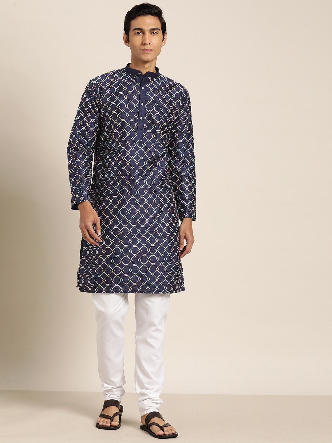 

SOJANYA Men Embroidered Regular Kantha Work Kurta With Churidar, Navy blue