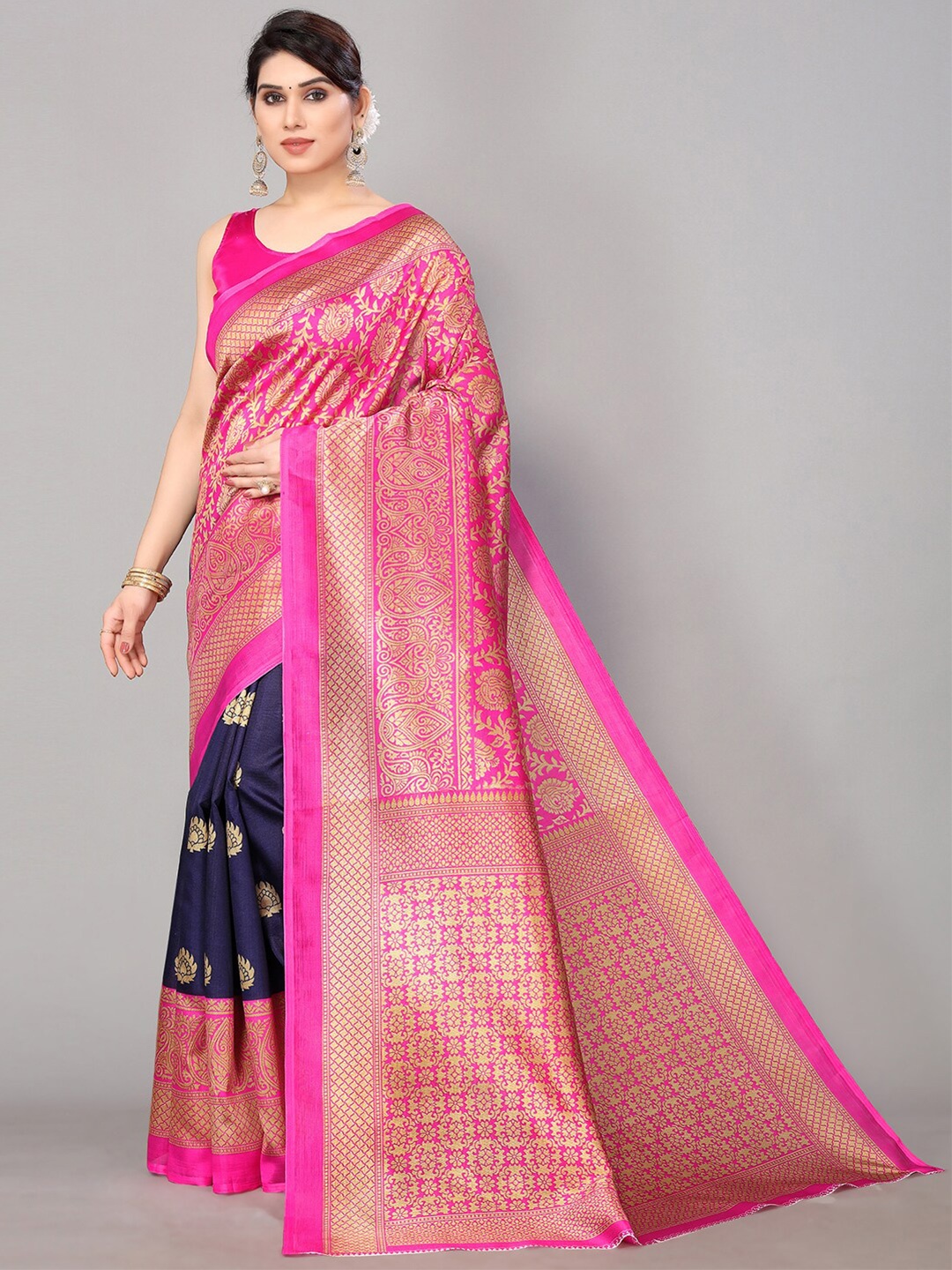 

GORGONE Floral Printed Zari Saree, Pink