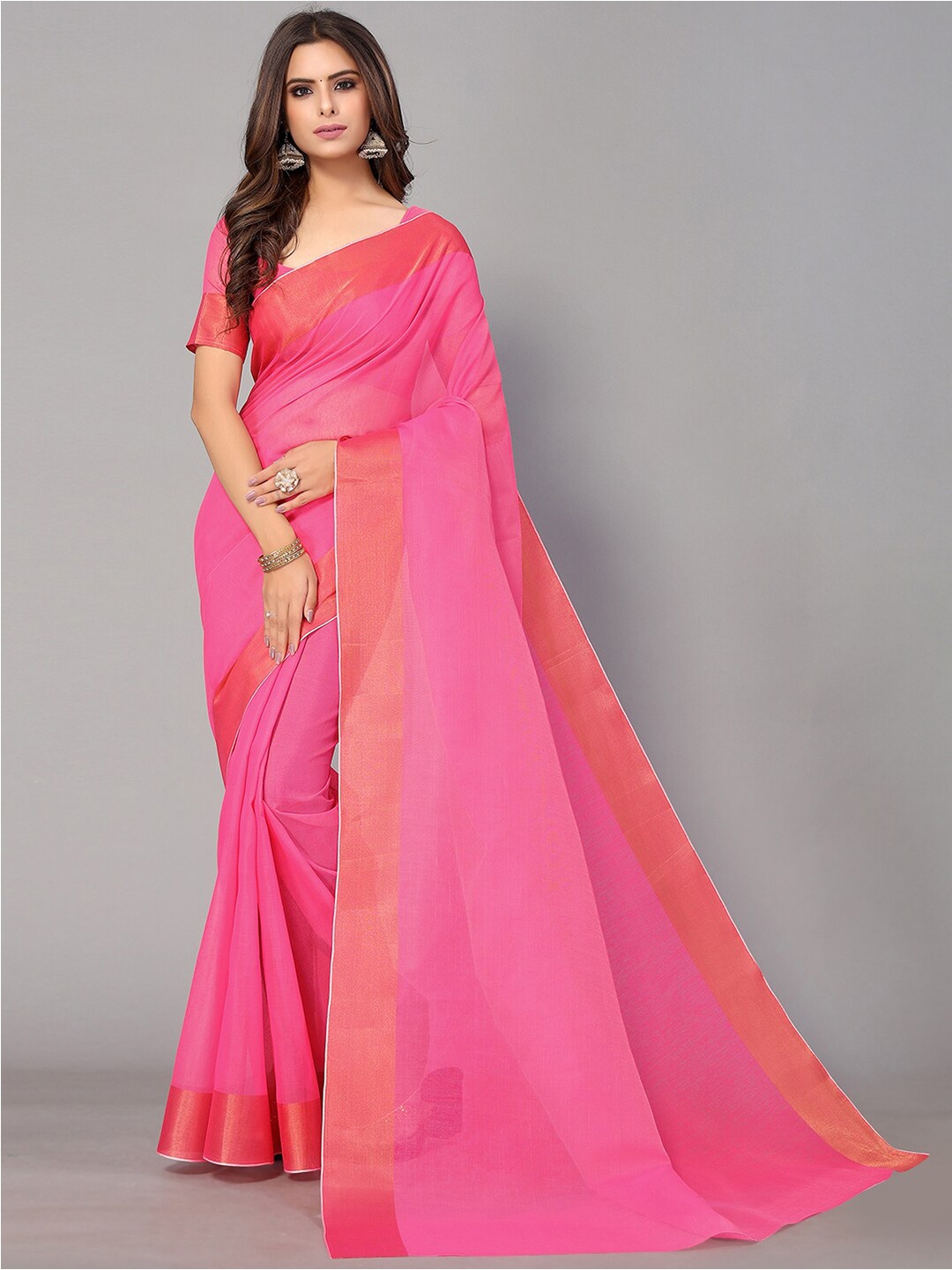 

GORGONE Cotton Blend Saree With Blouse Piece, Pink
