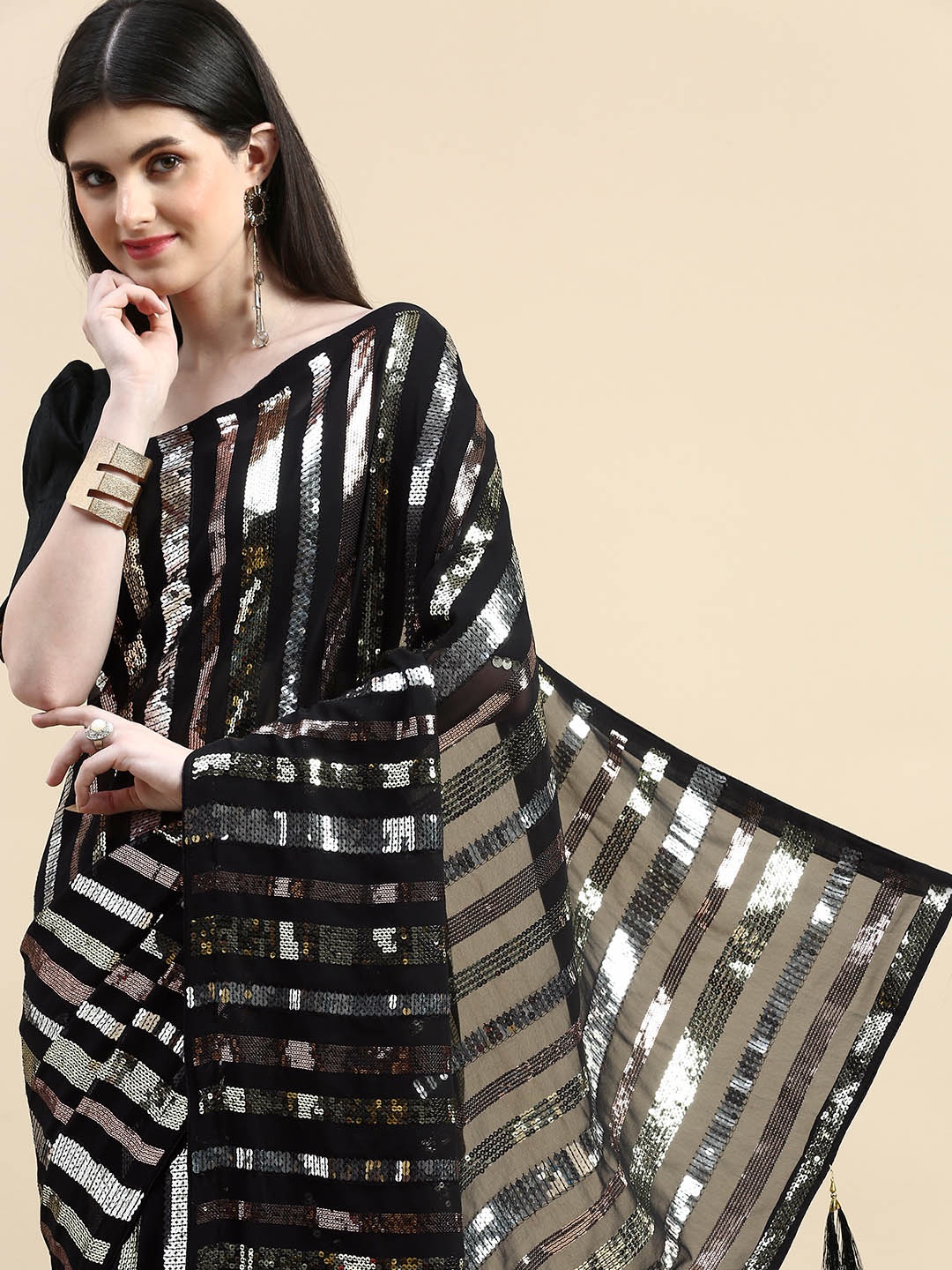 

HERE&NOW Embellished Sequinned Pure Georgette Saree, Black