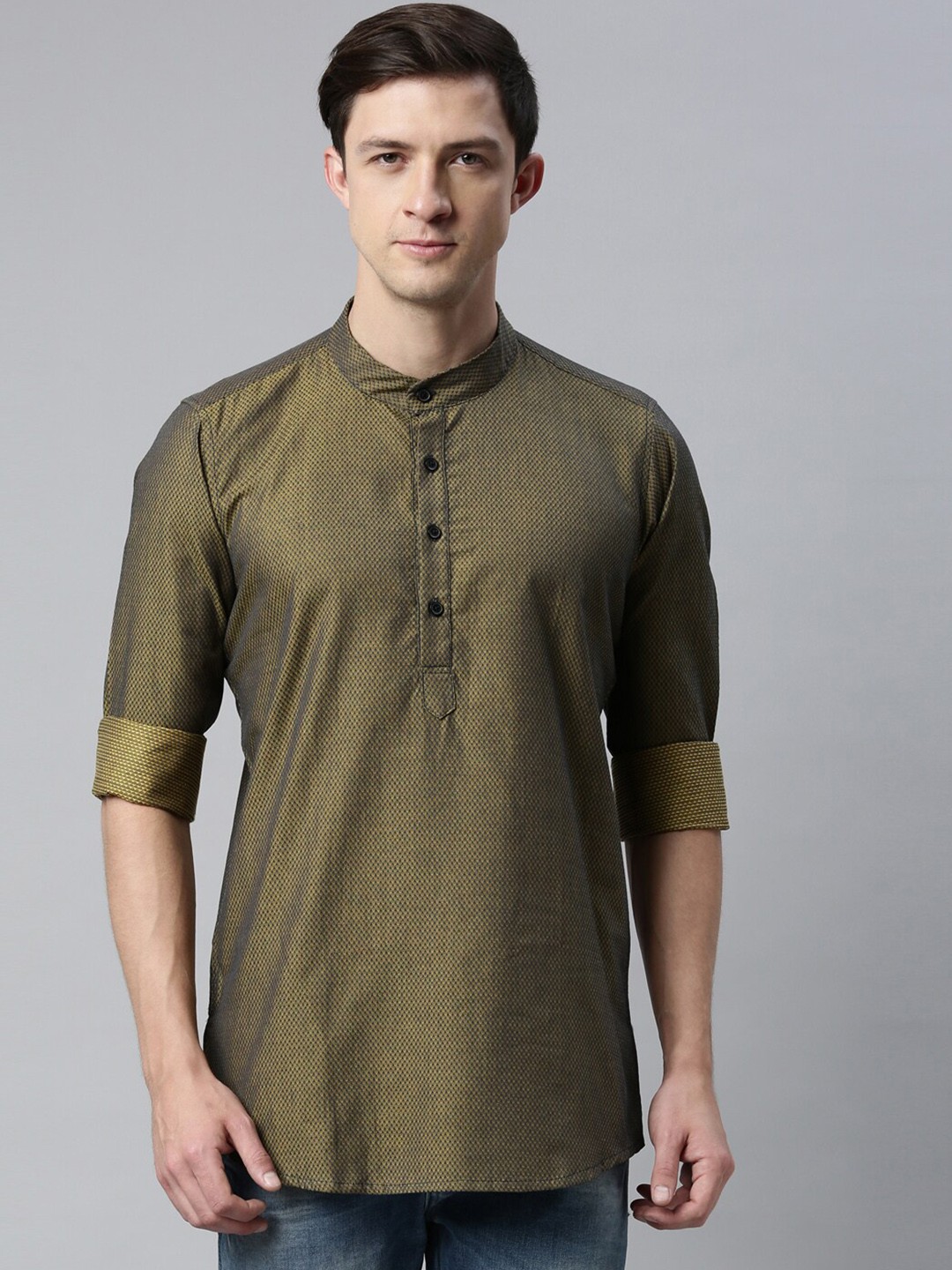 

Cross Court Woven Design Mandarin Collar Pure Cotton Kurta, Green