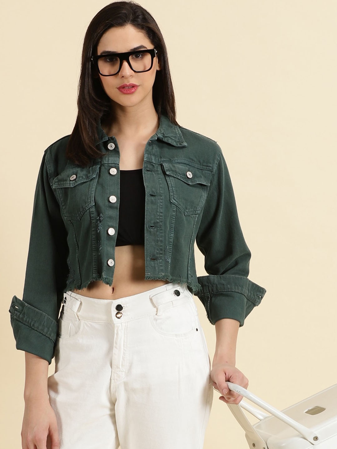 

SHOWOFF Spread Collar Distressed Crop Denim Jacket, Green