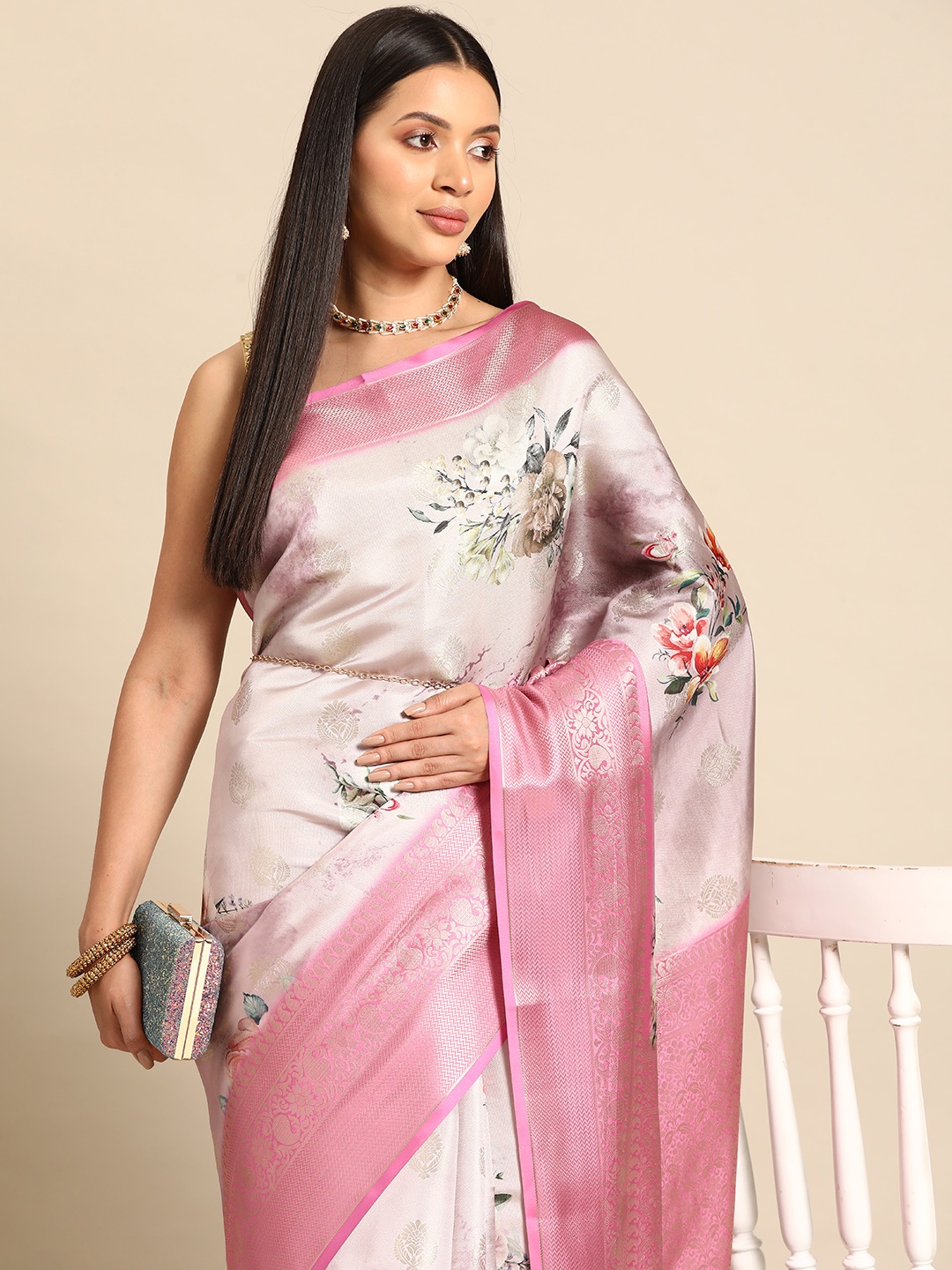 

Silk Land Floral Zari Art Silk Kanjeevaram Saree, Pink