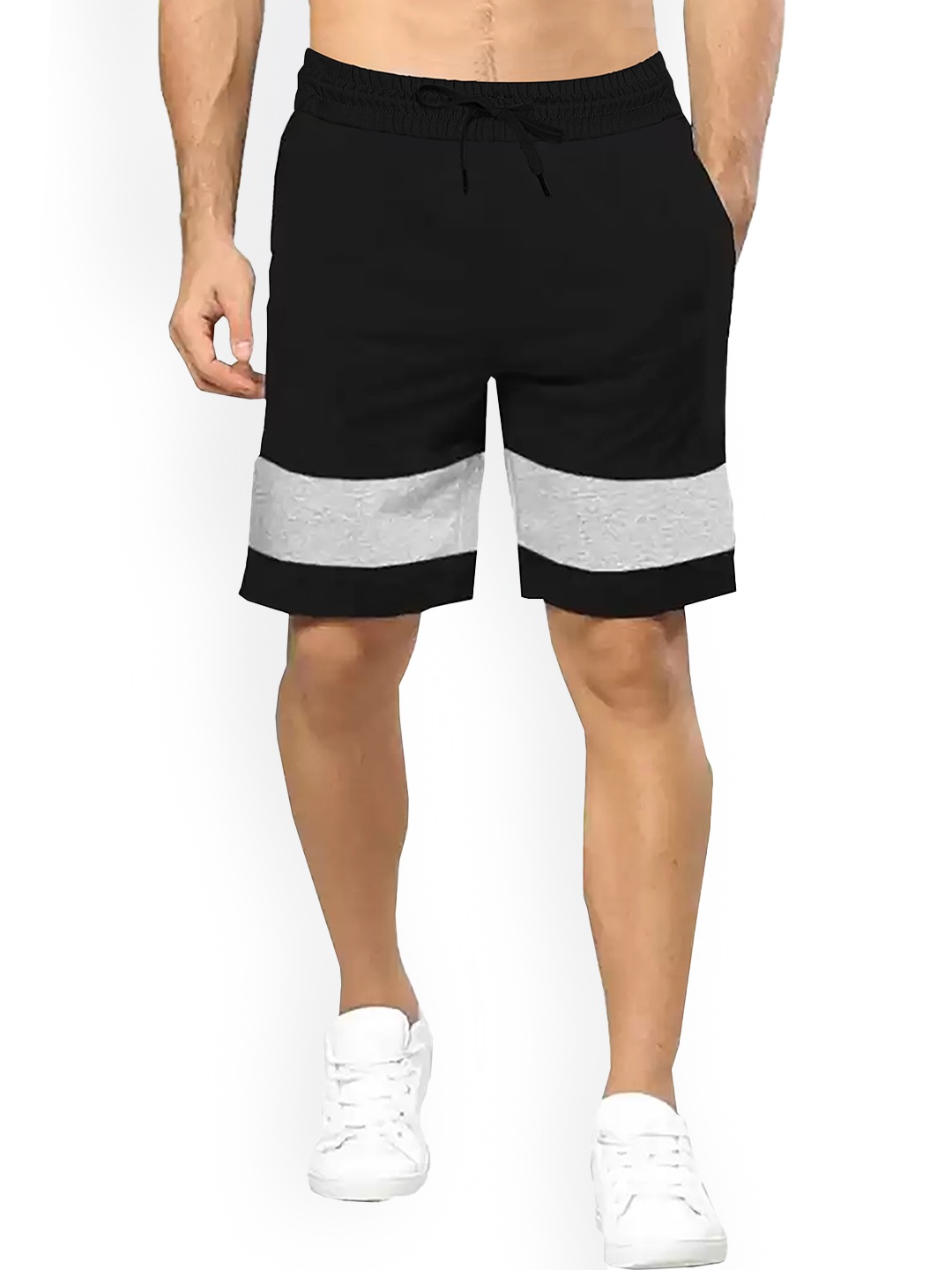 

TRIPR Men Colourblocked Mid-Rise Regular Fit Shorts, Black