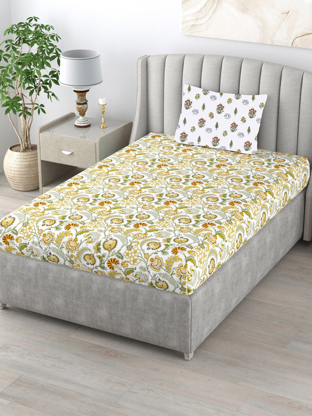 

URBAN SPACE Serene Mustard & White Printed 220 TC Cotton Single Bedsheet & Pillow Cover