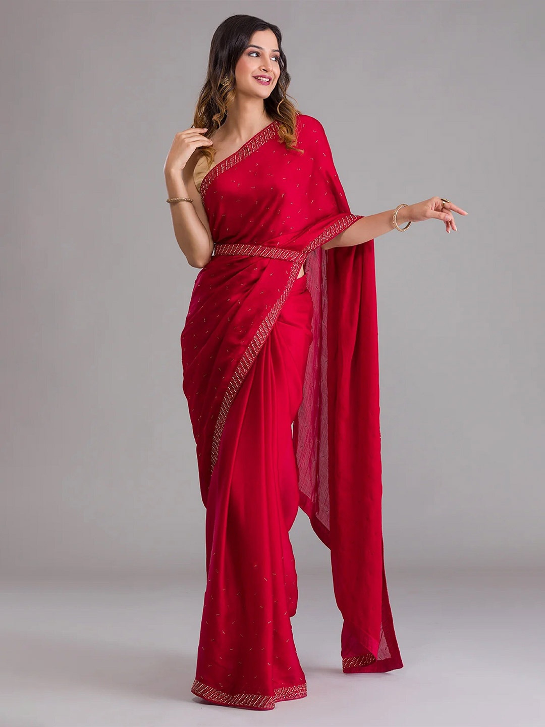 

Trendmalls Embellished Beads and Stones Saree With Belt, Red