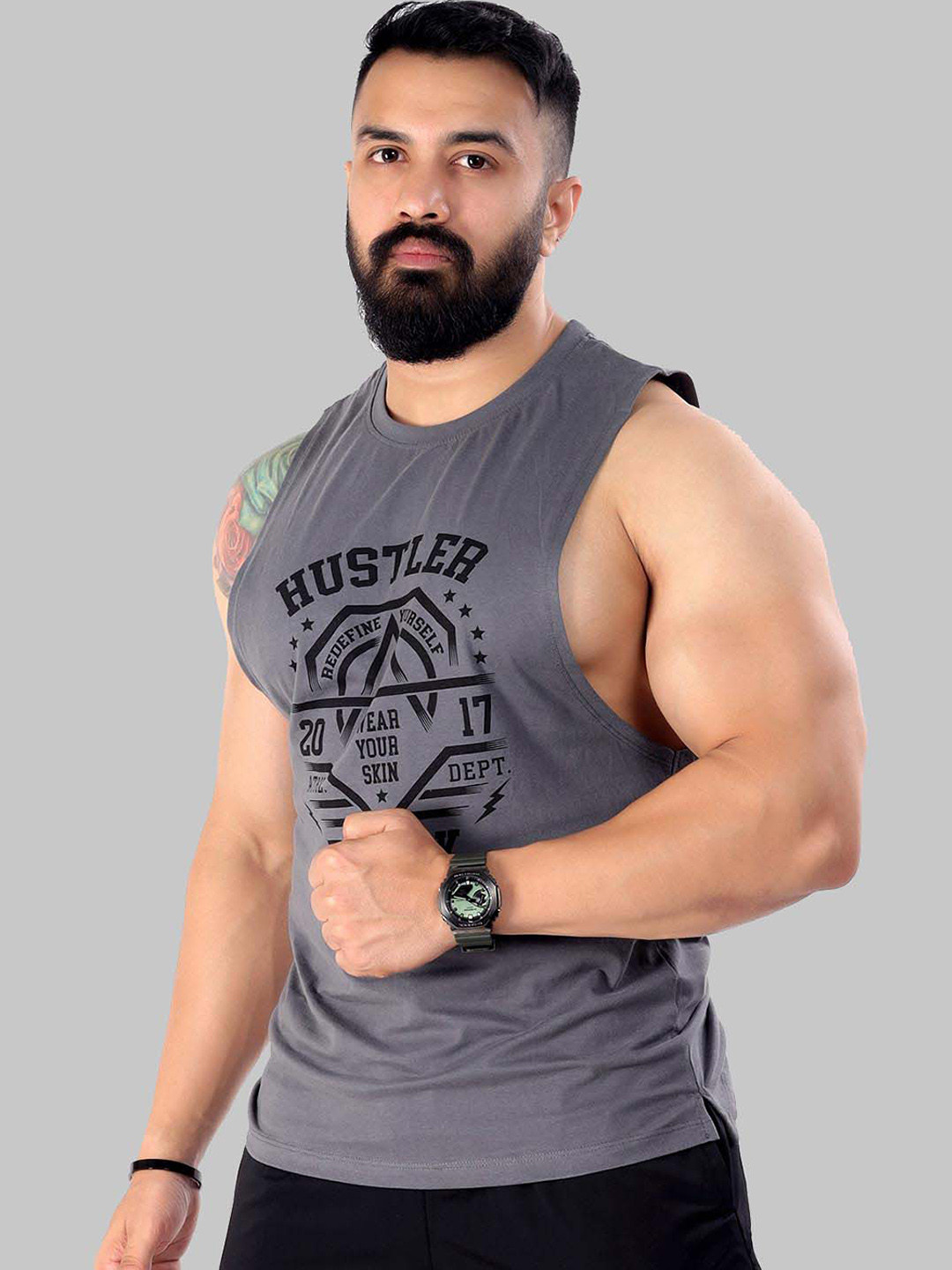 

FUAARK Men Printed Pure Cotton Slim-Fit Innerwear Vest, Grey