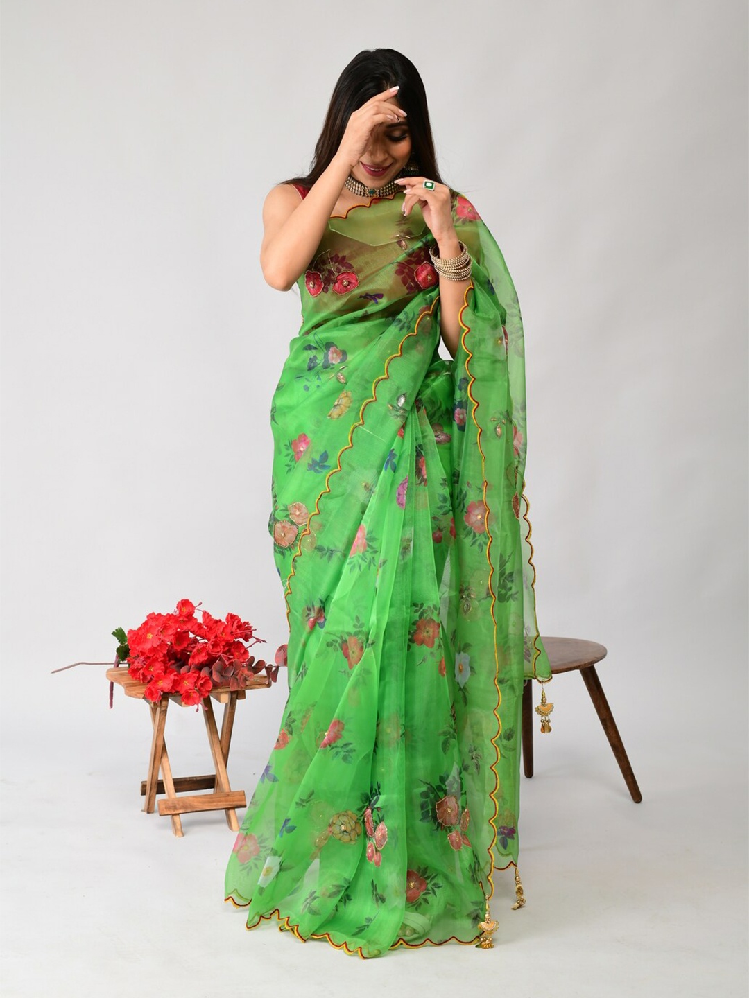 

Exclusiva Floral Printed Beads and Stones Embellished Organza Saree, Green