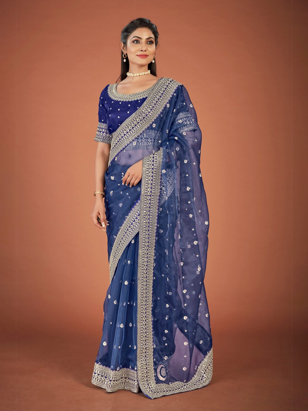 

Exclusiva Ethnic Motifs Embroidered Organza Saree, Navy blue