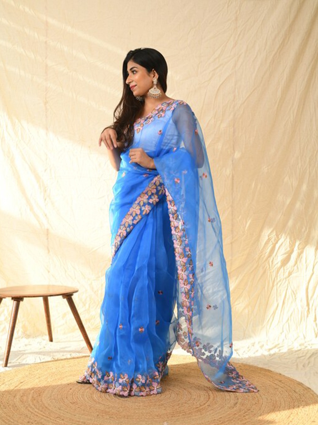 

Exclusiva Floral Embroidered Organza Saree, Blue