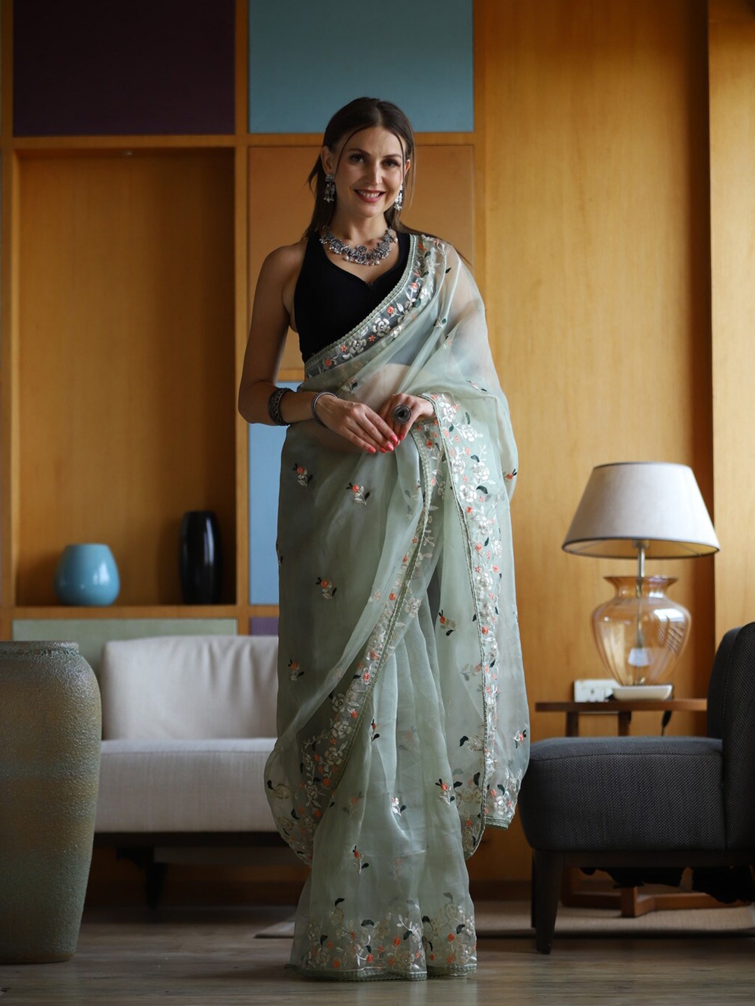 

Exclusiva Floral Embroidered Organza Saree, Green