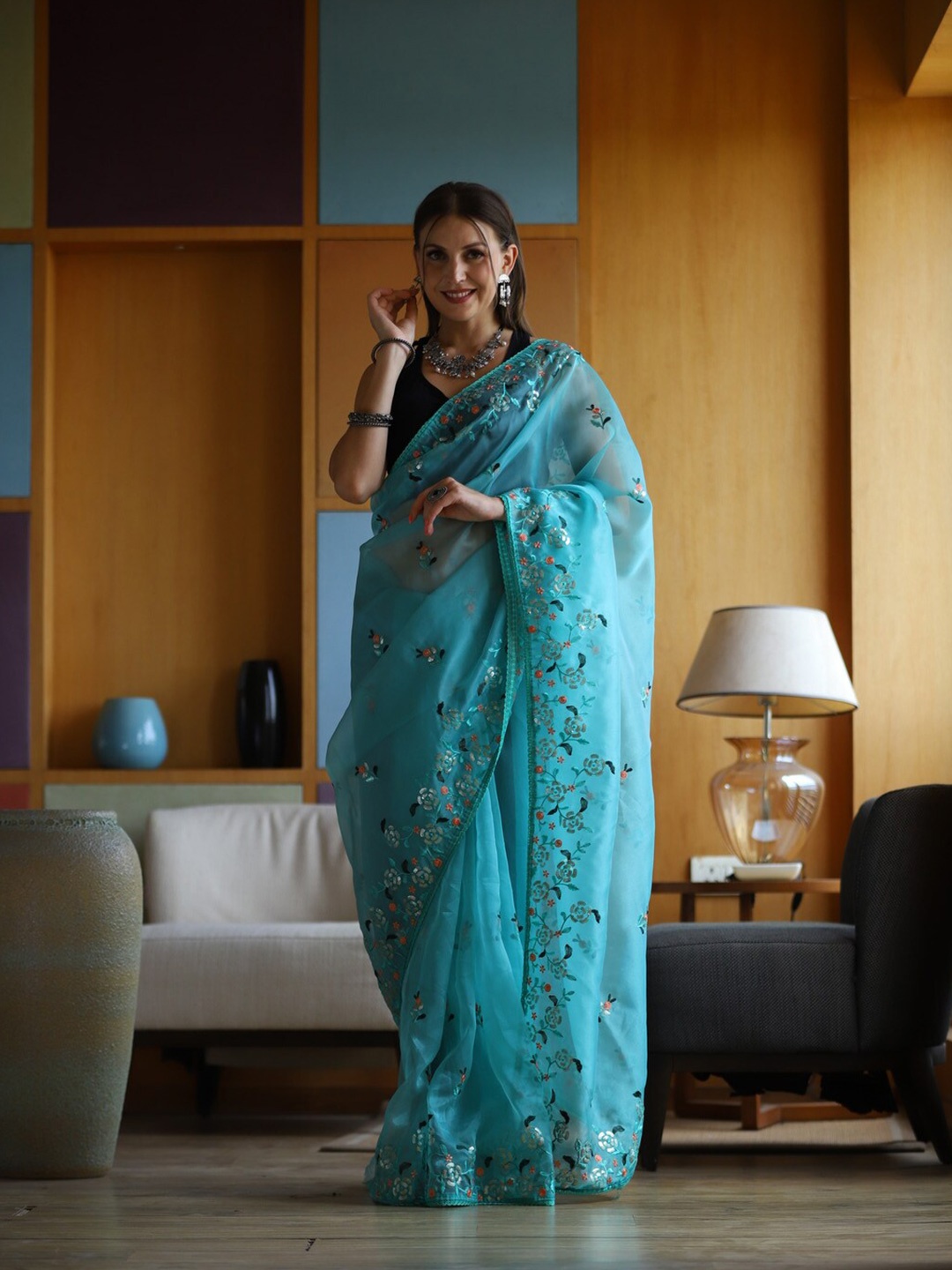 

Exclusiva Floral Embroidered Organza Saree, Blue